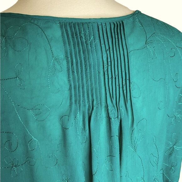 Maggie Barnes Plus Size Woman's Blouse Size 4X Green Beaded Embroidered - Picture 8 of 11
